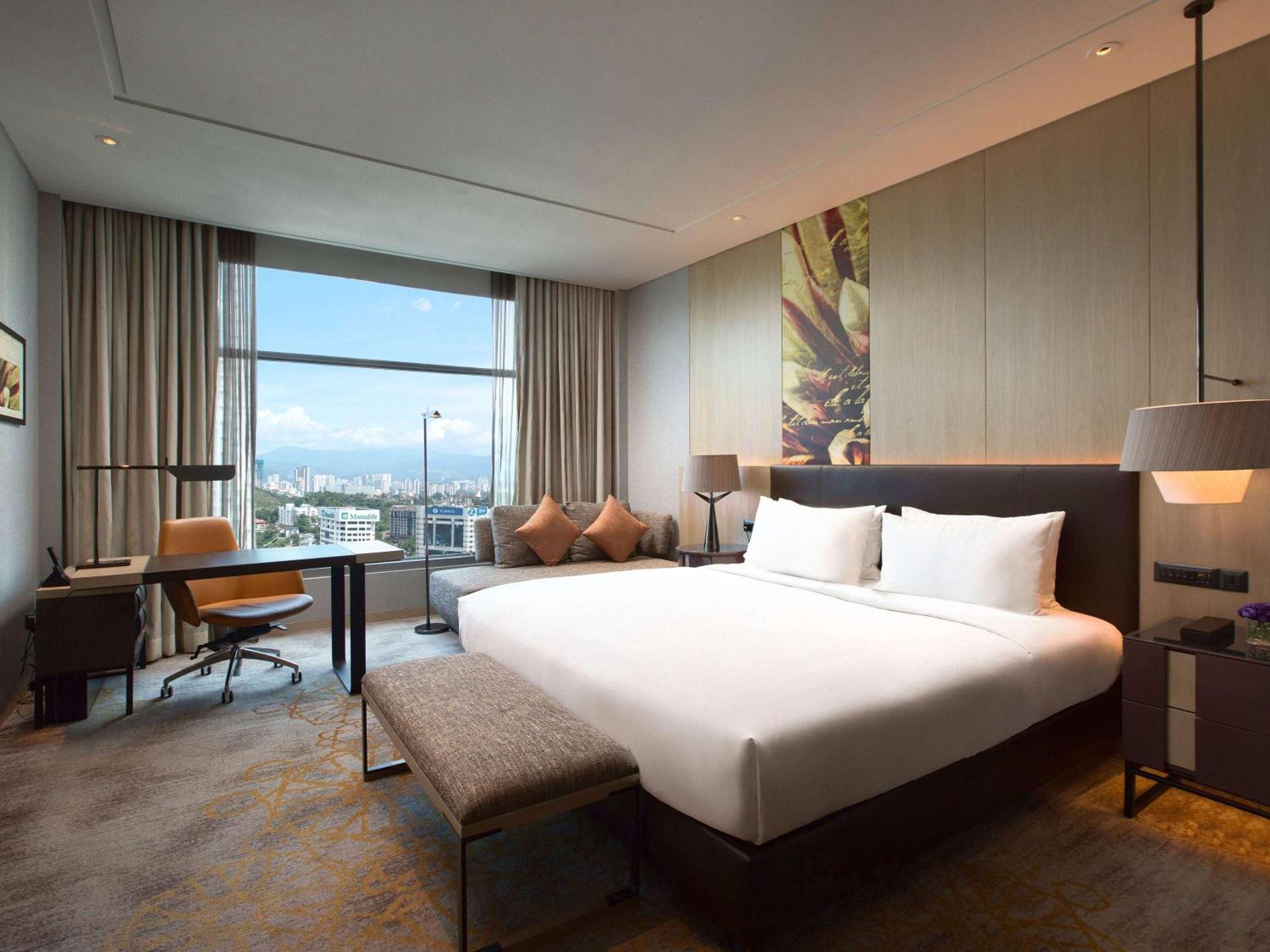 Sofitel Kuala Lumpur Damansara Hotel Екстериор снимка Deluxe Room