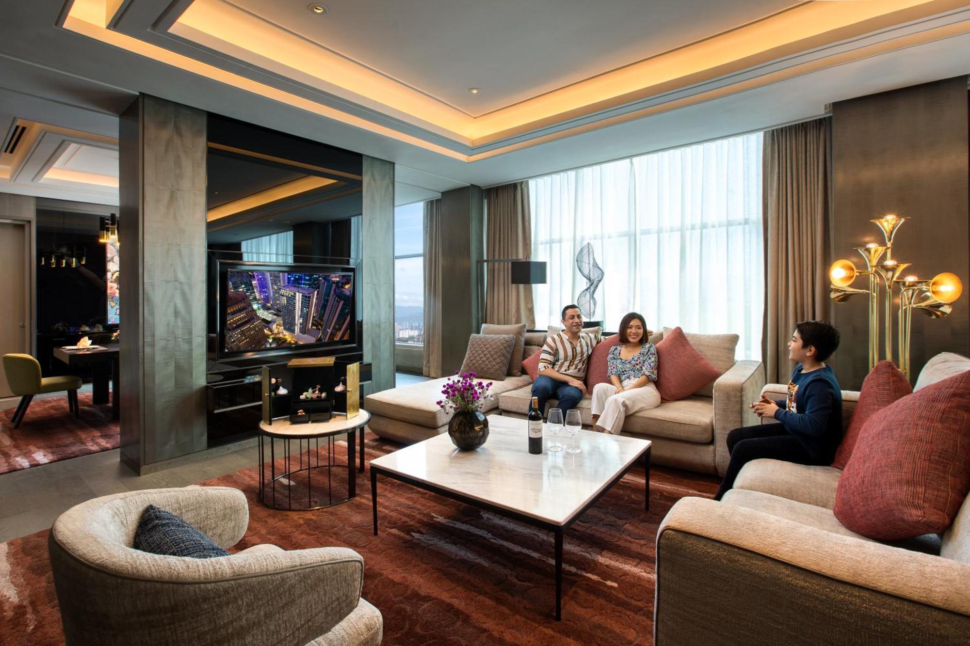 Sofitel Kuala Lumpur Damansara Hotel Екстериор снимка