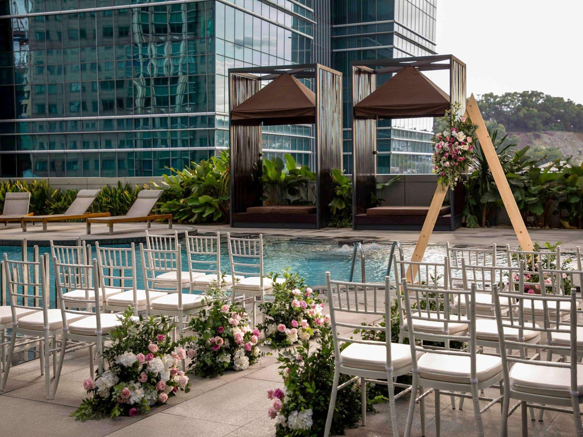 Sofitel Kuala Lumpur Damansara Hotel Екстериор снимка