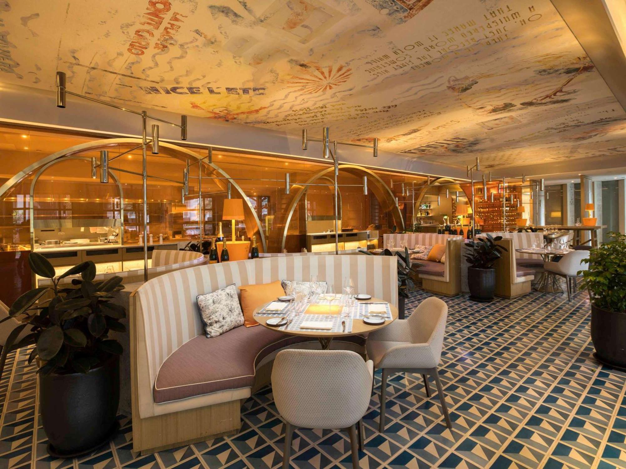 Sofitel Kuala Lumpur Damansara Hotel Екстериор снимка